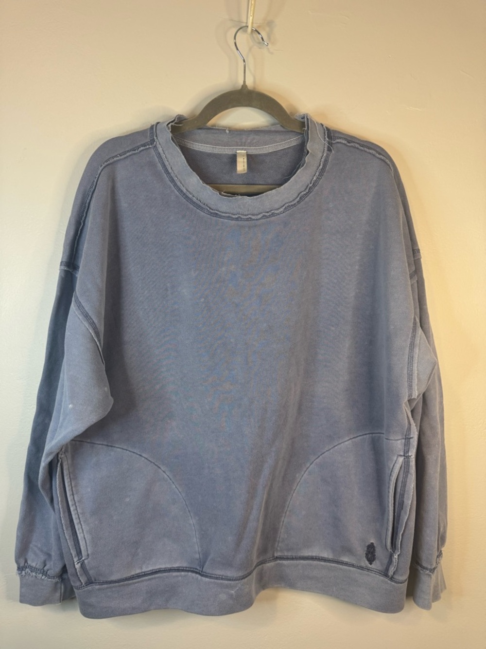 FP Movement Metti Oversized Distressed Crewneck w/ Pockets Medium